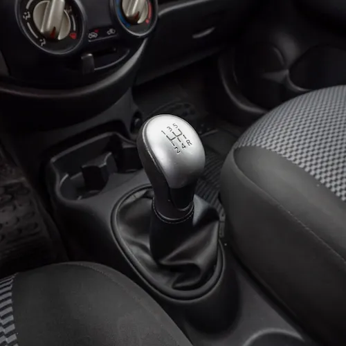 Nissan March 2018 sport full