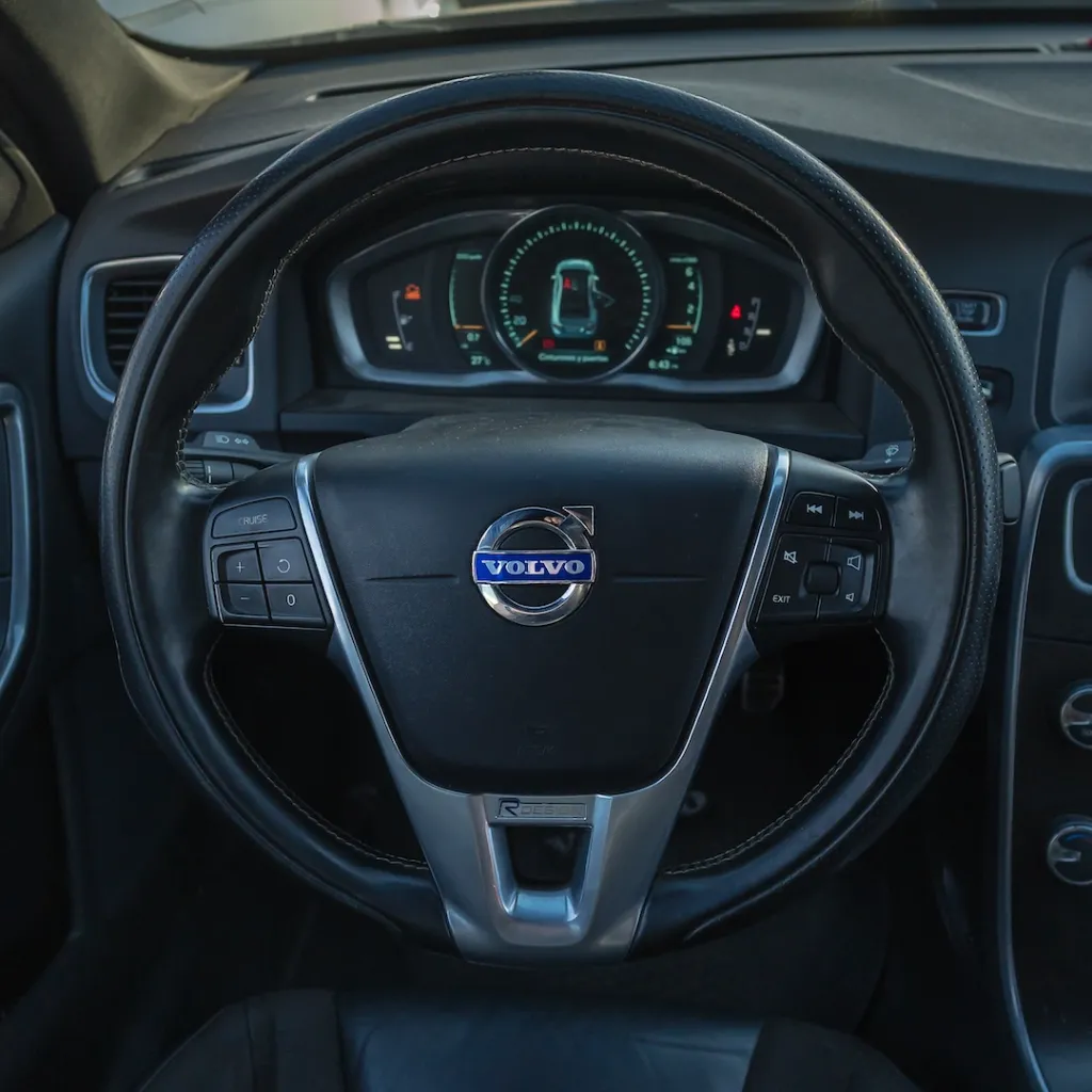 Volvo S60 T4 R-Design 2014 Autos usados la serena Autoshopping