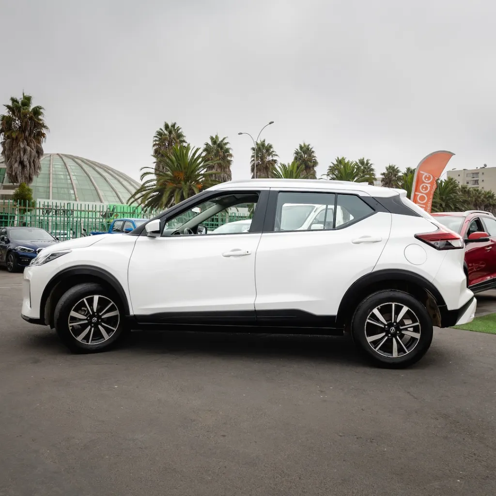 Nissan Kicks 2022 autos usados la serena NEWKAR