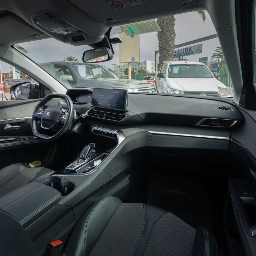 Peugeot 5008 2021 usado la serena NEWKAR