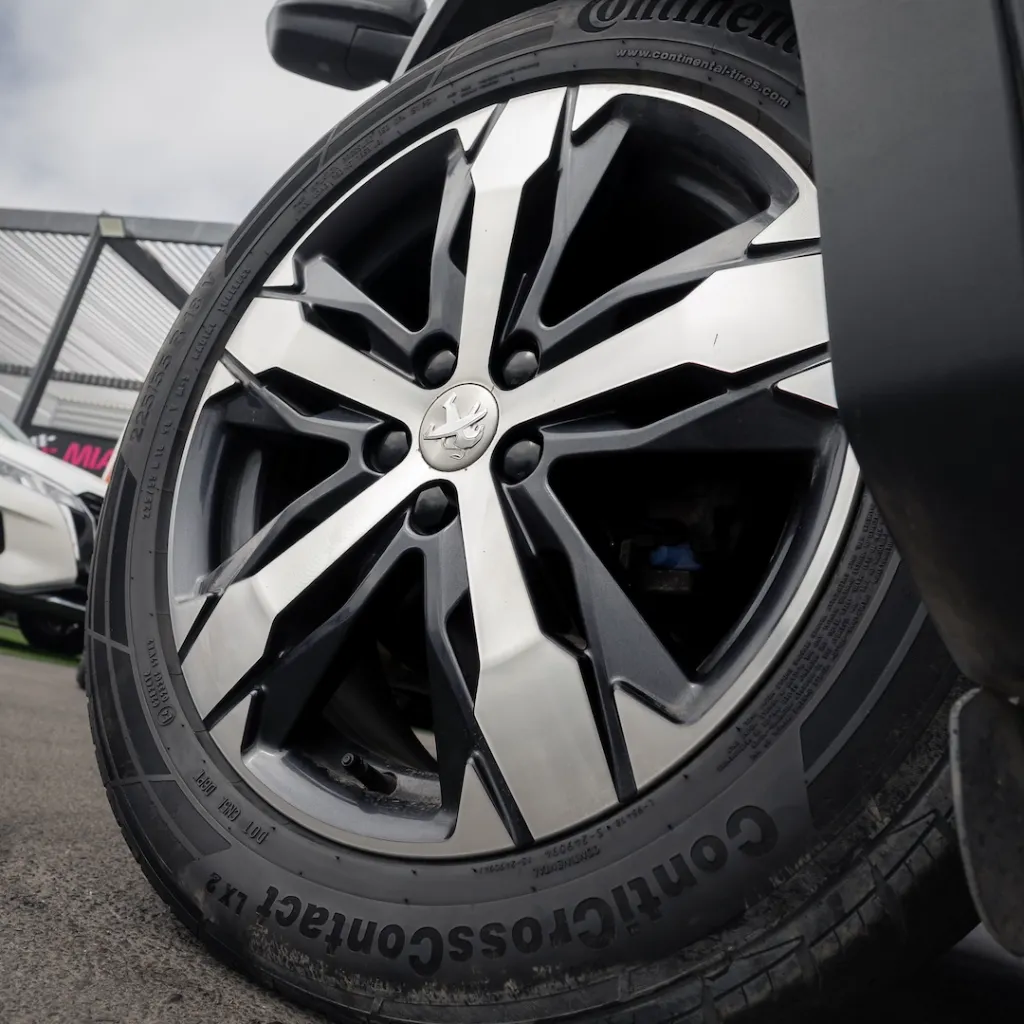 Peugeot 5008 2021 usado la serena NEWKAR