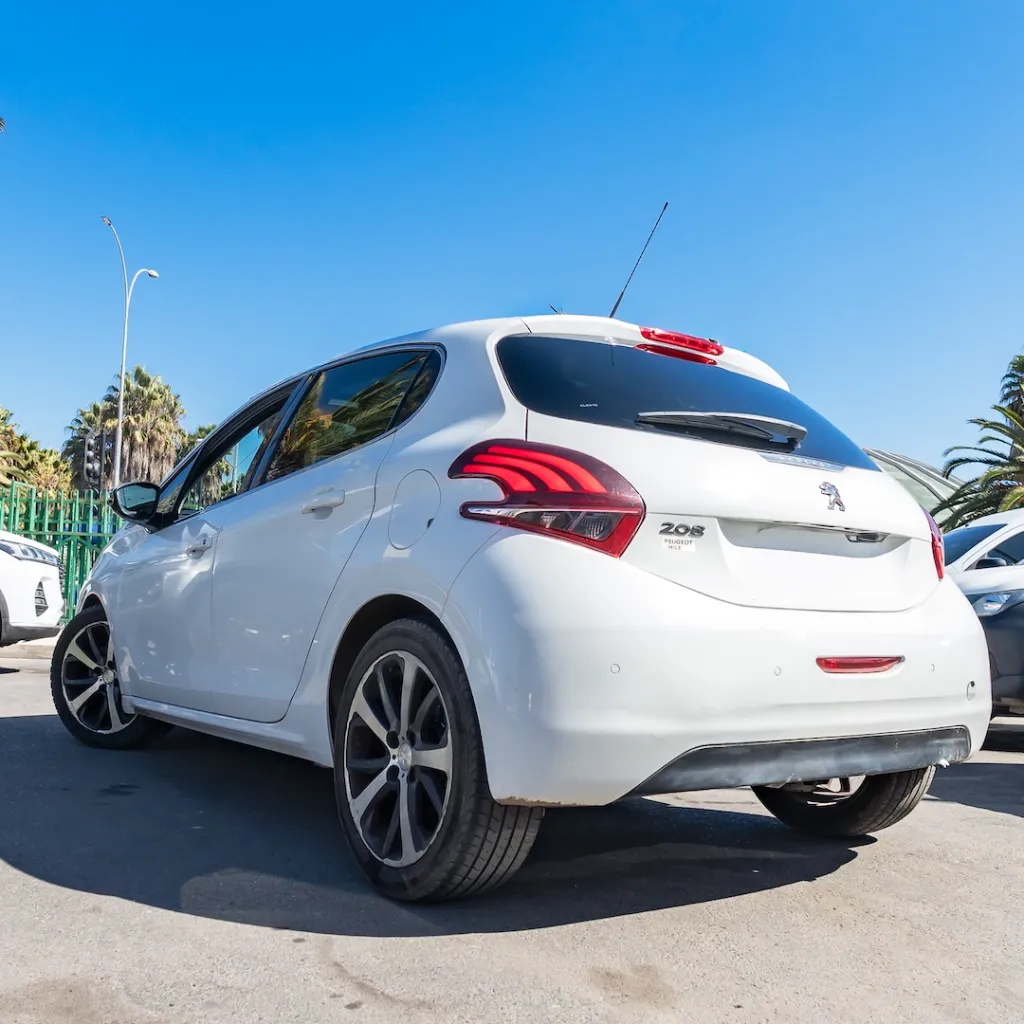 Peugeot 208 Diesel 2018 autos usados la serena NEWKAR