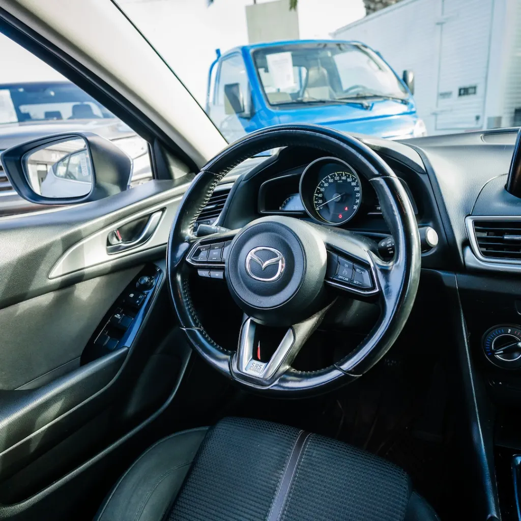 Mazda 3 Sport 2.0 2019 usado la serena NEWKAR