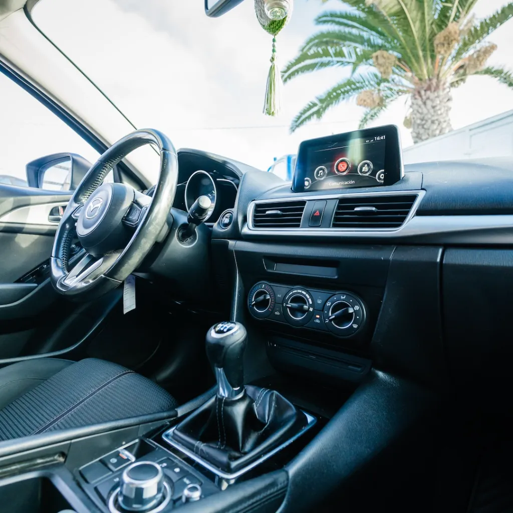 Mazda 3 Sport 2.0 2019 usado la serena NEWKAR