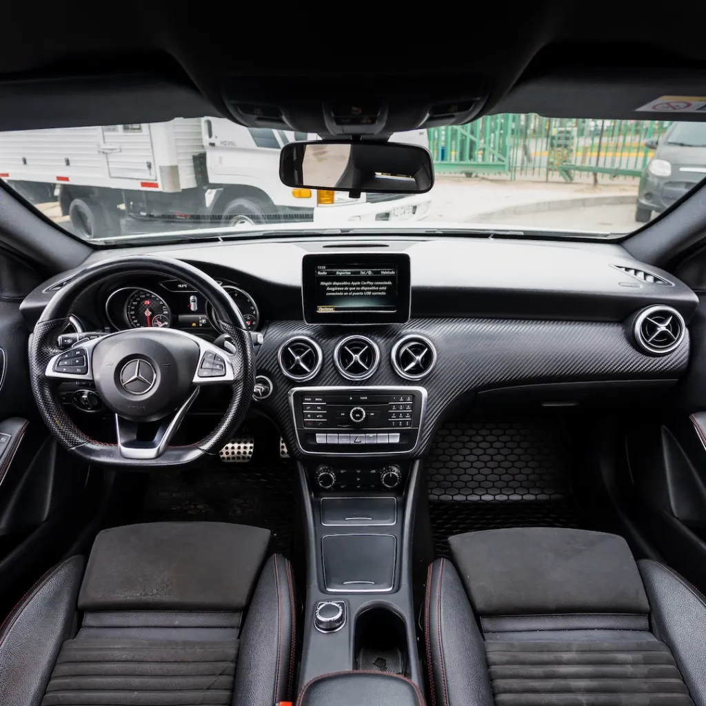 Mercedes a200d 2.1 2018 usado la serena Newkar