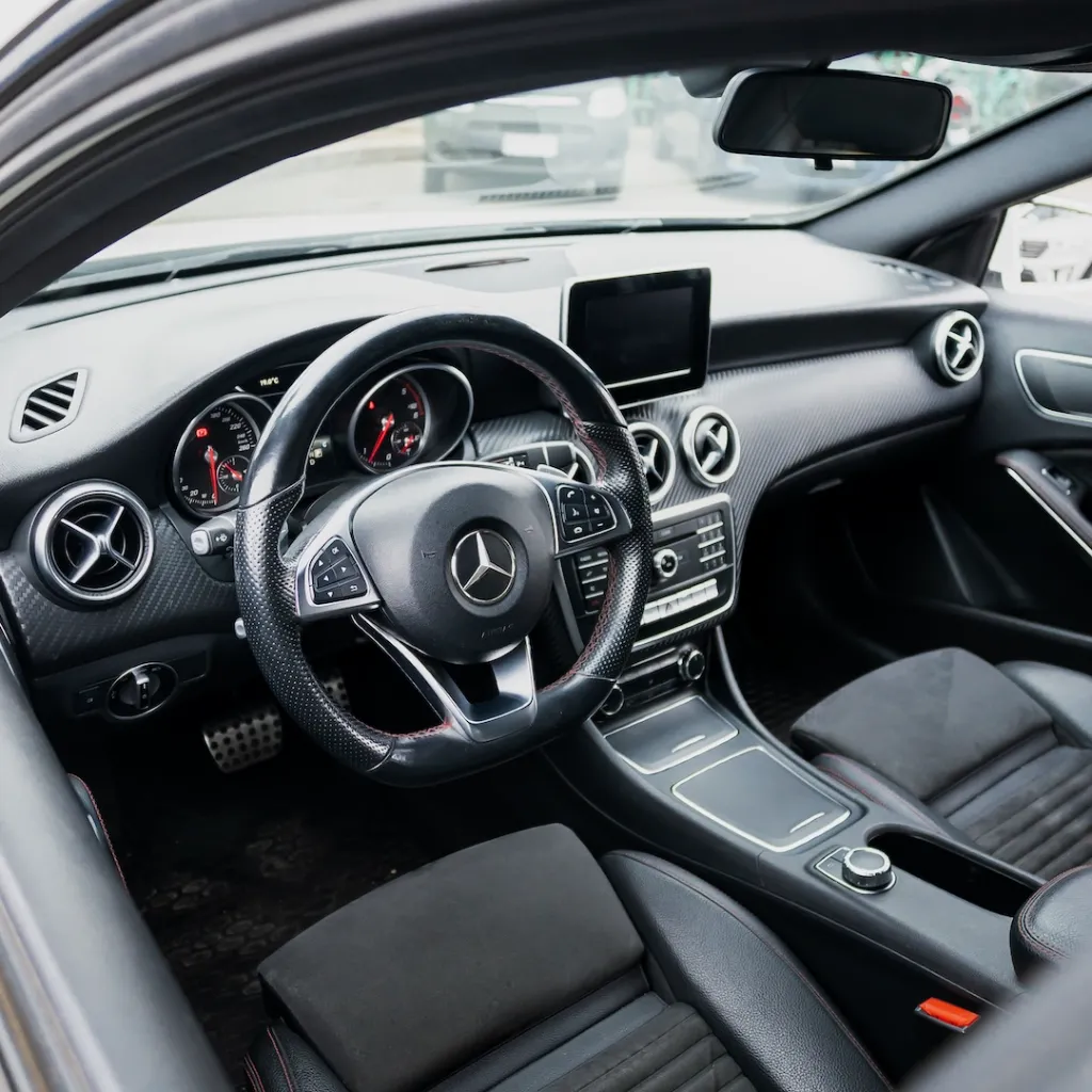 Mercedes a200d 2.1 2018 usado la serena Newkar