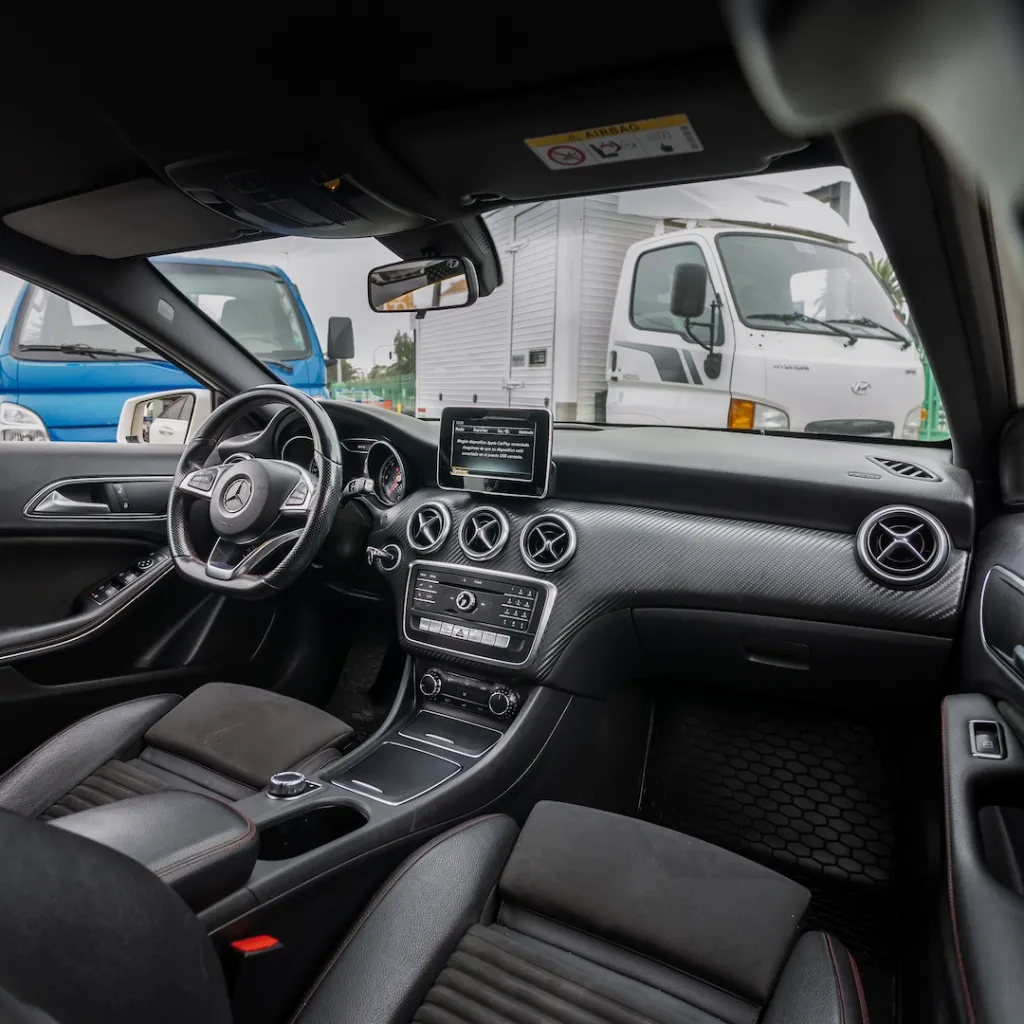 Mercedes a200d 2.1 2018 usado la serena Newkar