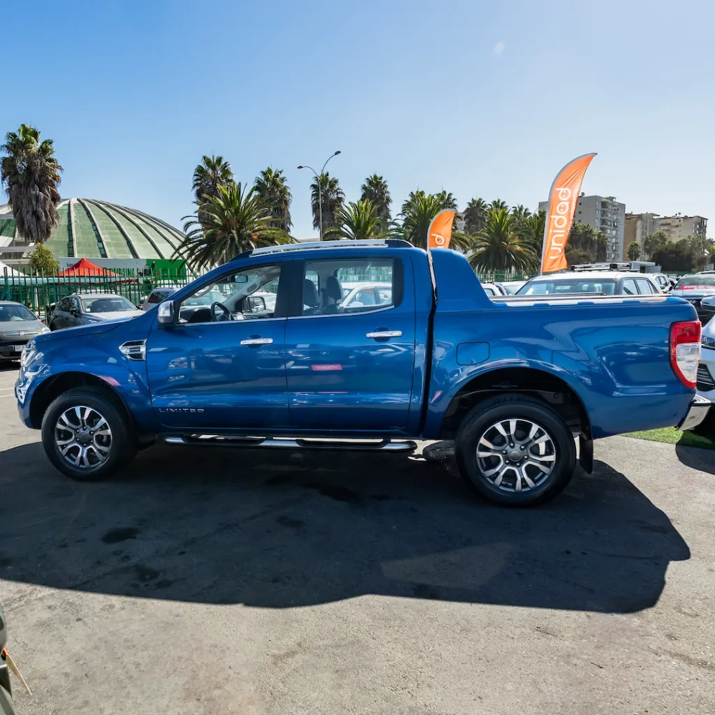 Ford Ranger Limited 4x2 2.5 2023 usada La serena Newkar