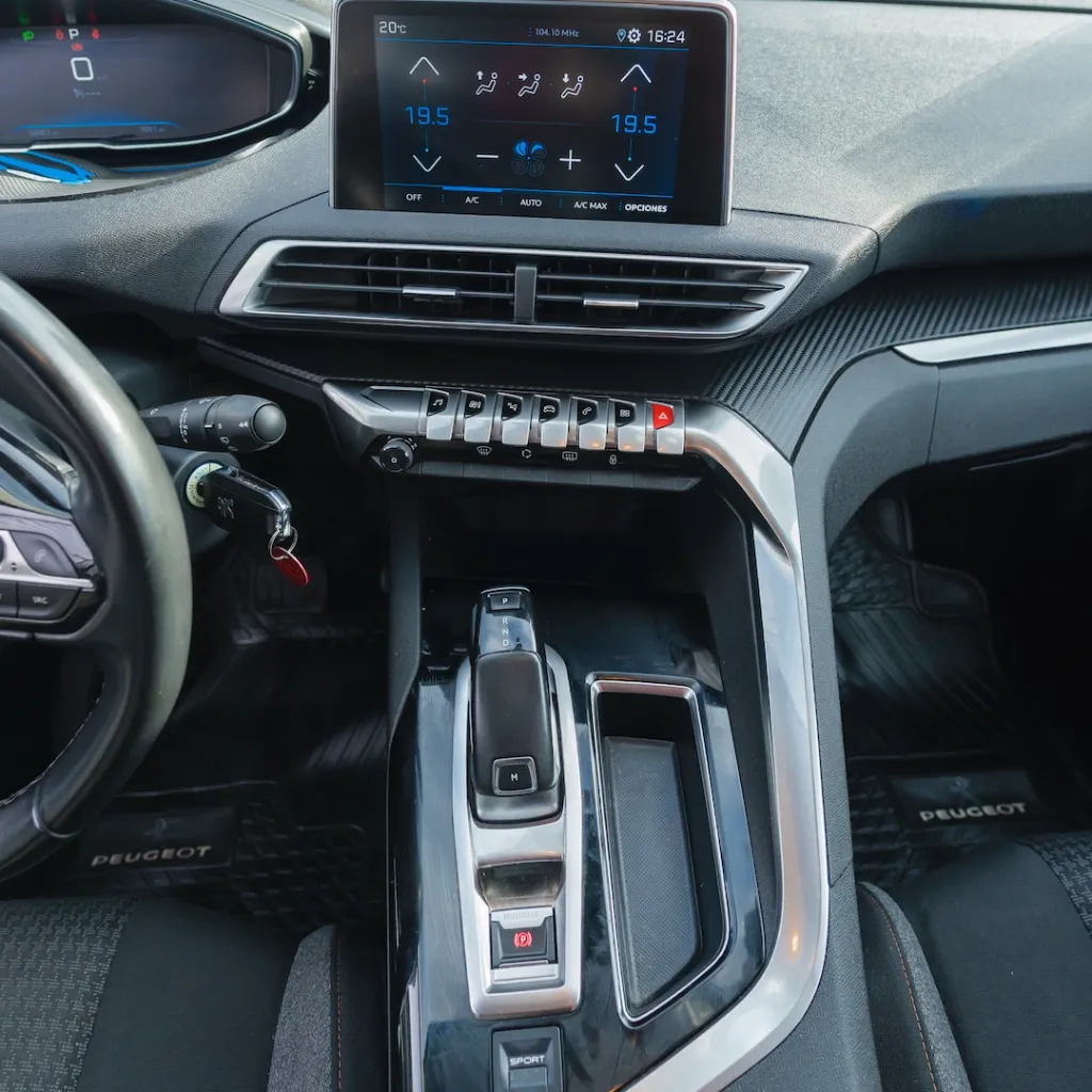 Peugeot 5008 2019 usado la serena newkar