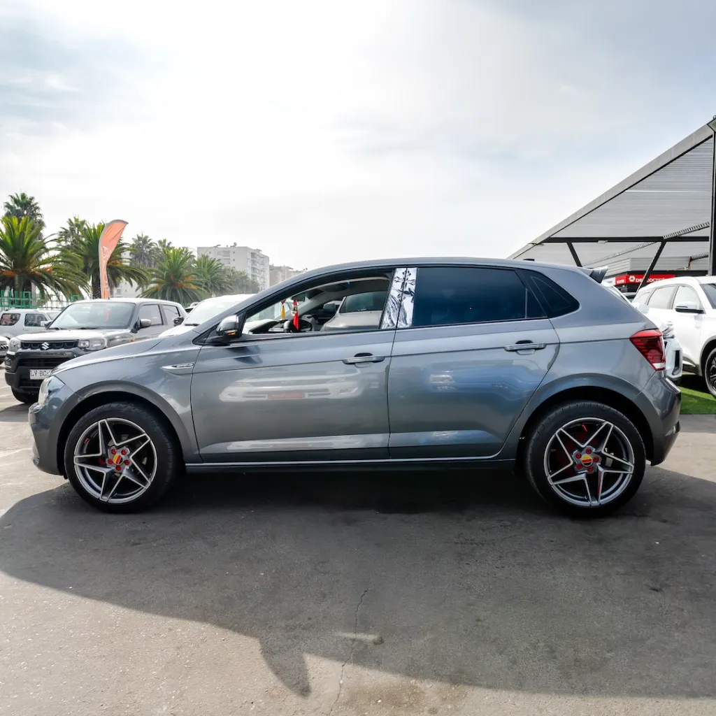 Volkswagen Polo 1.6 2021 usado la serena newkar