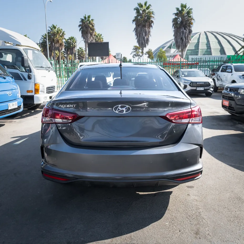 Hyundai Accent 1.4 2021 usado la serena newkar