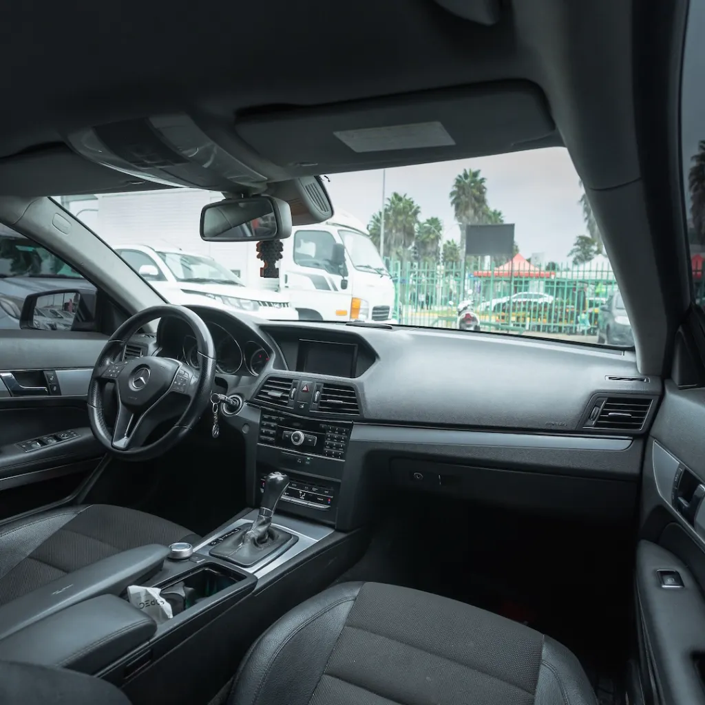 Mercedes E200 2013 usado la serena newkar