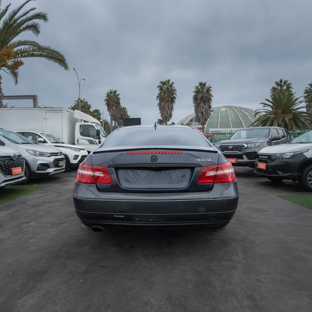 Mercedes E200 2013 usado la serena newkar