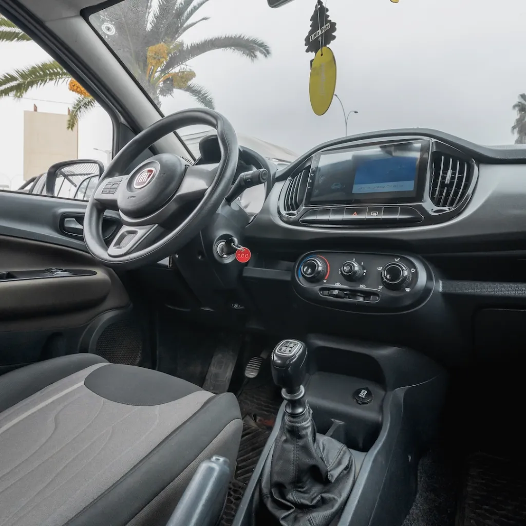 Fiat unoway 1.4 2020 usado la serena newkar