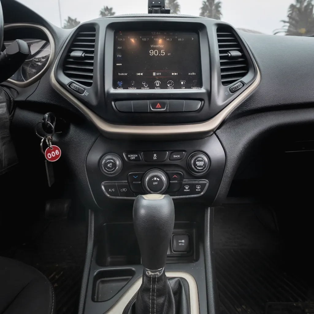 Jeep Cherokee 2015 usado las serena newkar