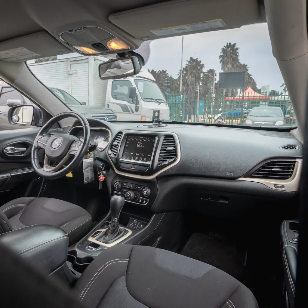Jeep Cherokee 2015 usado las serena newkar
