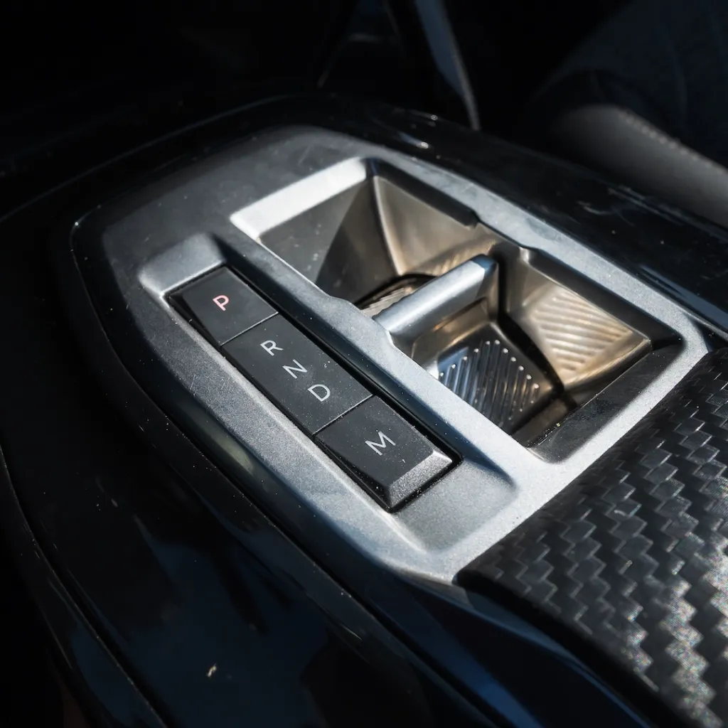 Peugeot 208 hibrido 2025 usado la serena newkar