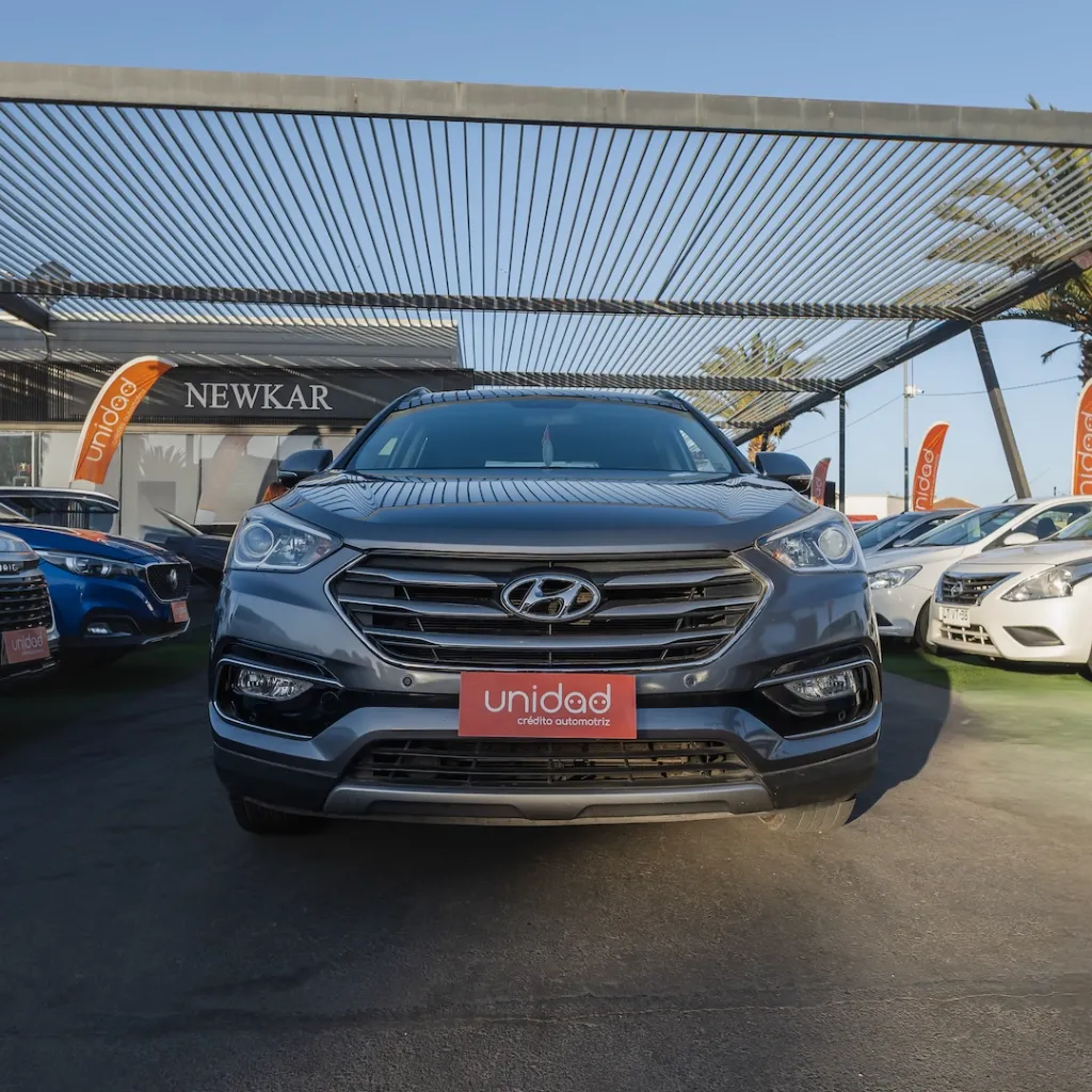 Hyundai Santa fe 2017 usada la serena newkar