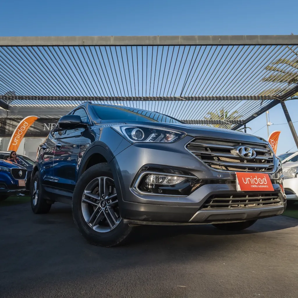 Hyundai Santa fe 2017 usada la serena newkar