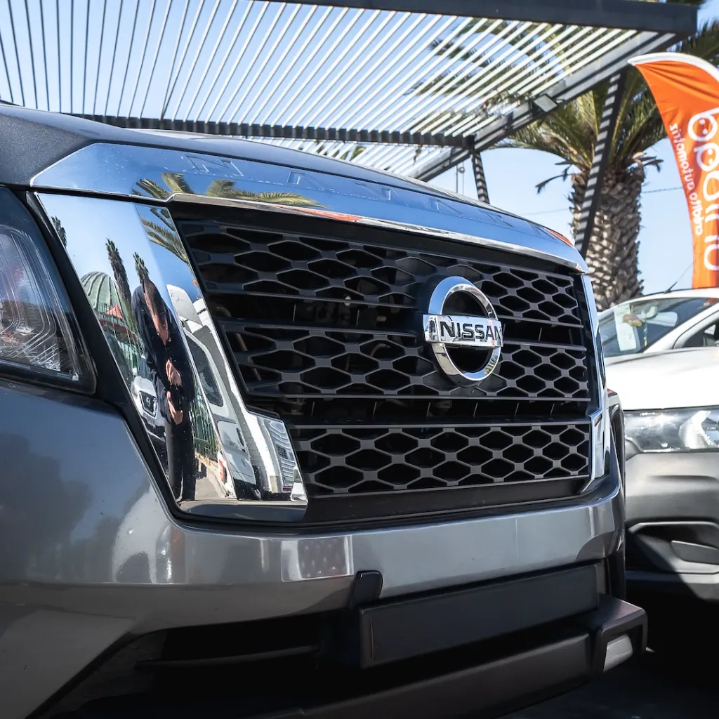 Nissan Navara 2022 usada la serena