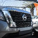 Nissan Navara 2022 usada la serena
