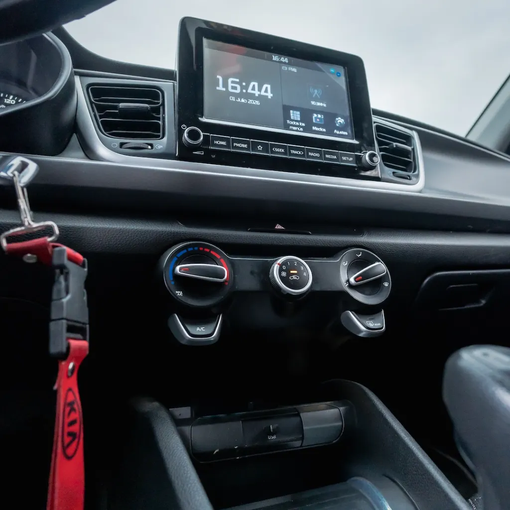 KIA RIO 5 2023 usado la serena newkar