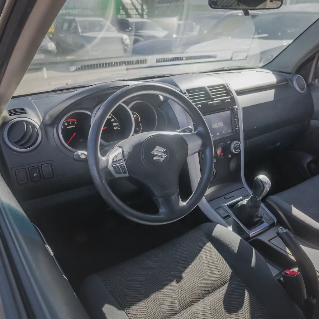 Suzuki Grand Vitara 2019 usado la serena newkar