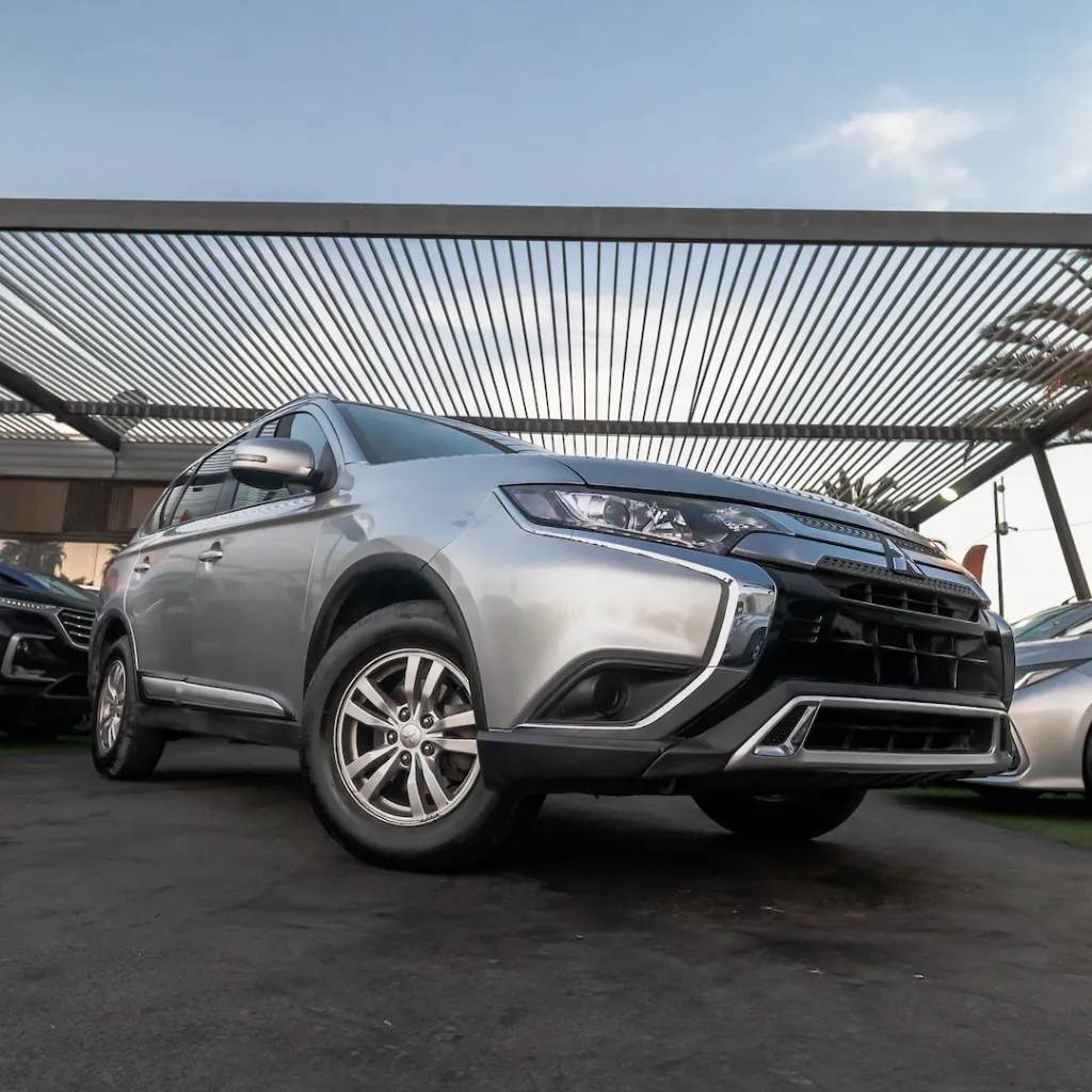 Mitsubishi Outlander 2022 usado la serena newkar