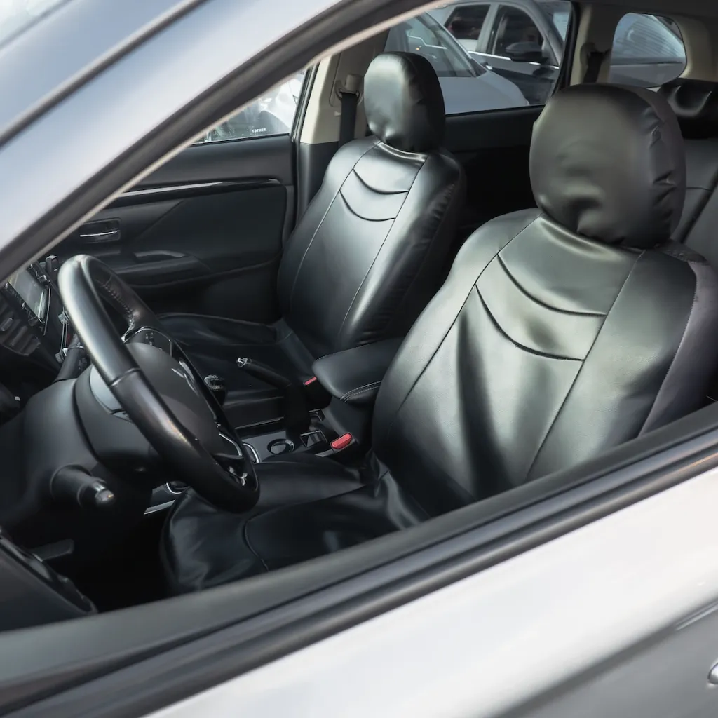 Mitsubishi Outlander 2022 usado la serena newkar