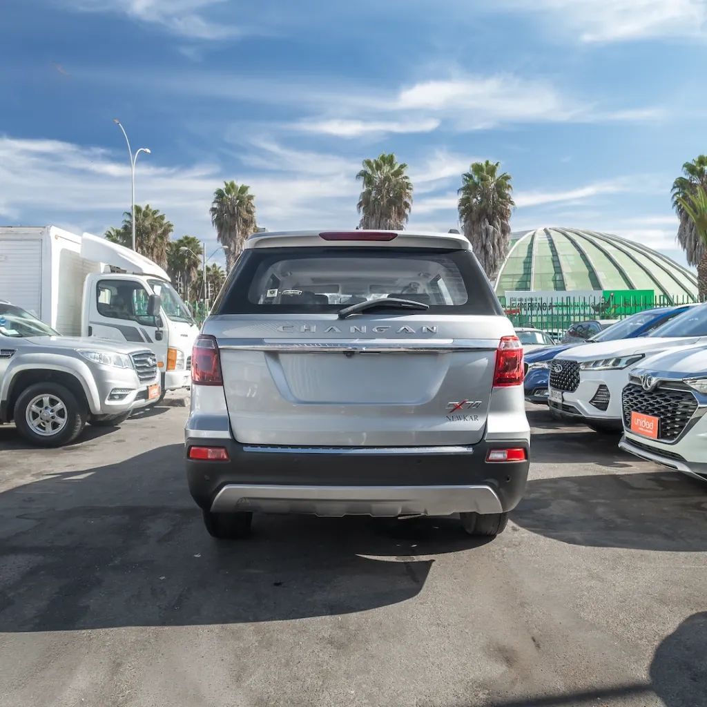 Changan CX70 Elite 2020 usada la serena newkar