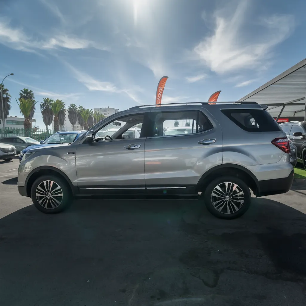 Changan CX70 Elite 2020 usada la serena newkar