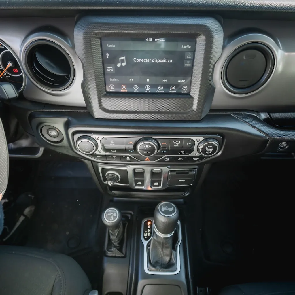 Jeep Wrangler 4x4 2021 usada la serena newkar