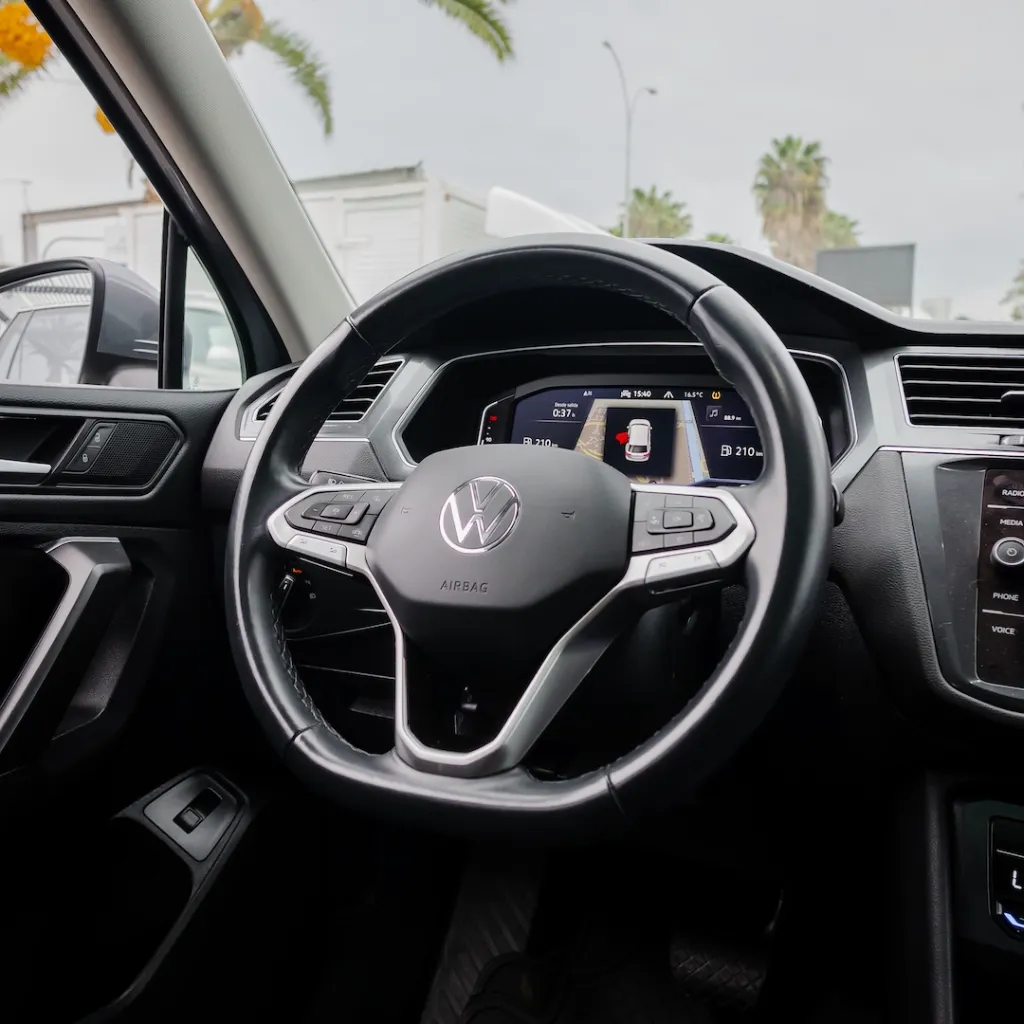 Volkswagen Tiguan 2023 usado la serena newkar