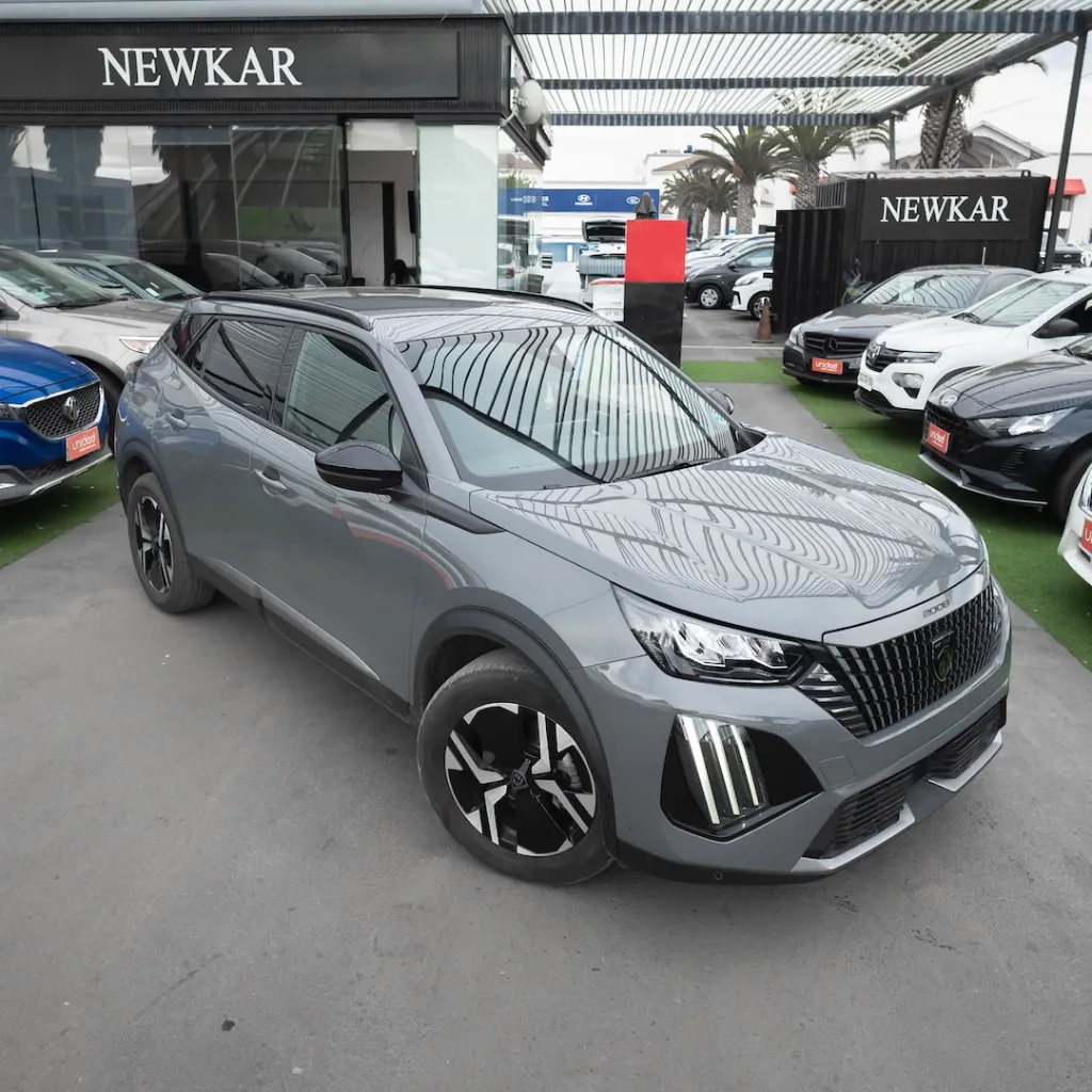 Peugeot 2008 híbrido 2025 usado la serena newkar
