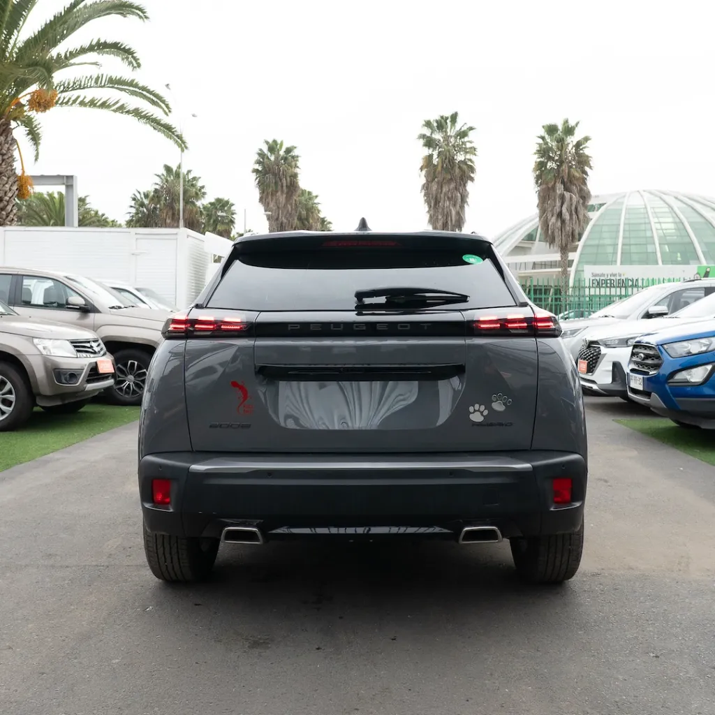 Peugeot 2008 híbrido 2025 usado la serena newkar
