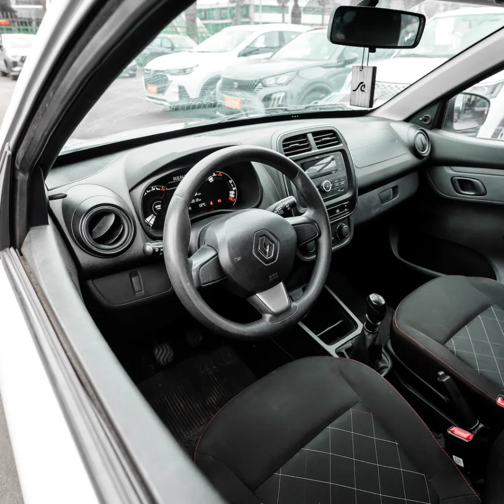 Renault Kwid 2023 usado la serena newkar