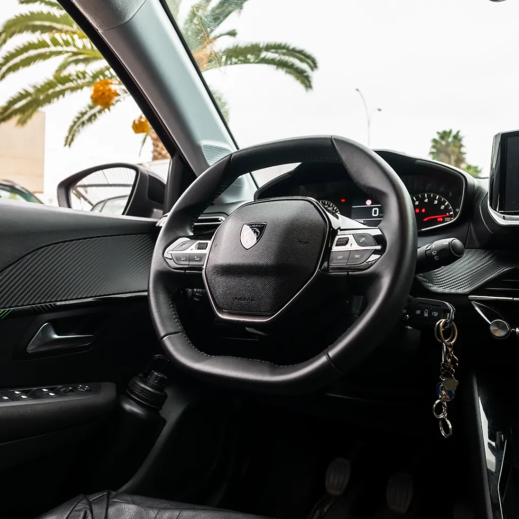Peugeot 208 2025 usado la serena newkar