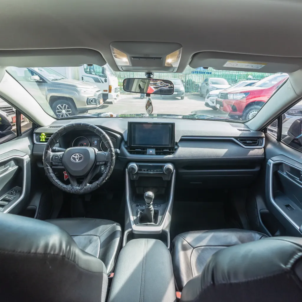 Toyota Rav 4 4x4 2022 usada la serena newkar
