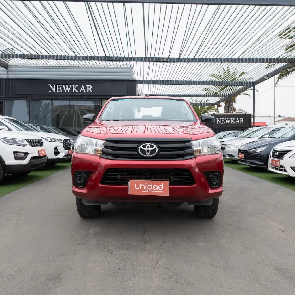 Toyota Hilux 2017 usada la serena newkar