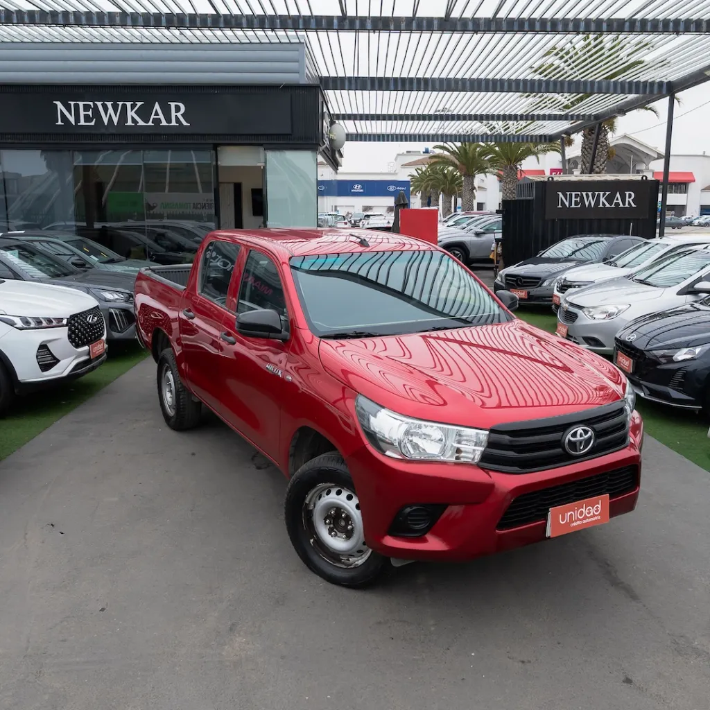 Toyota Hilux 2017 usada la serena newkar