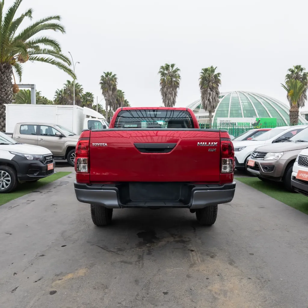 Toyota Hilux 2017 usada la serena newkar