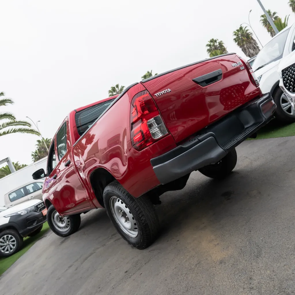 Toyota Hilux 2017 usada la serena newkar