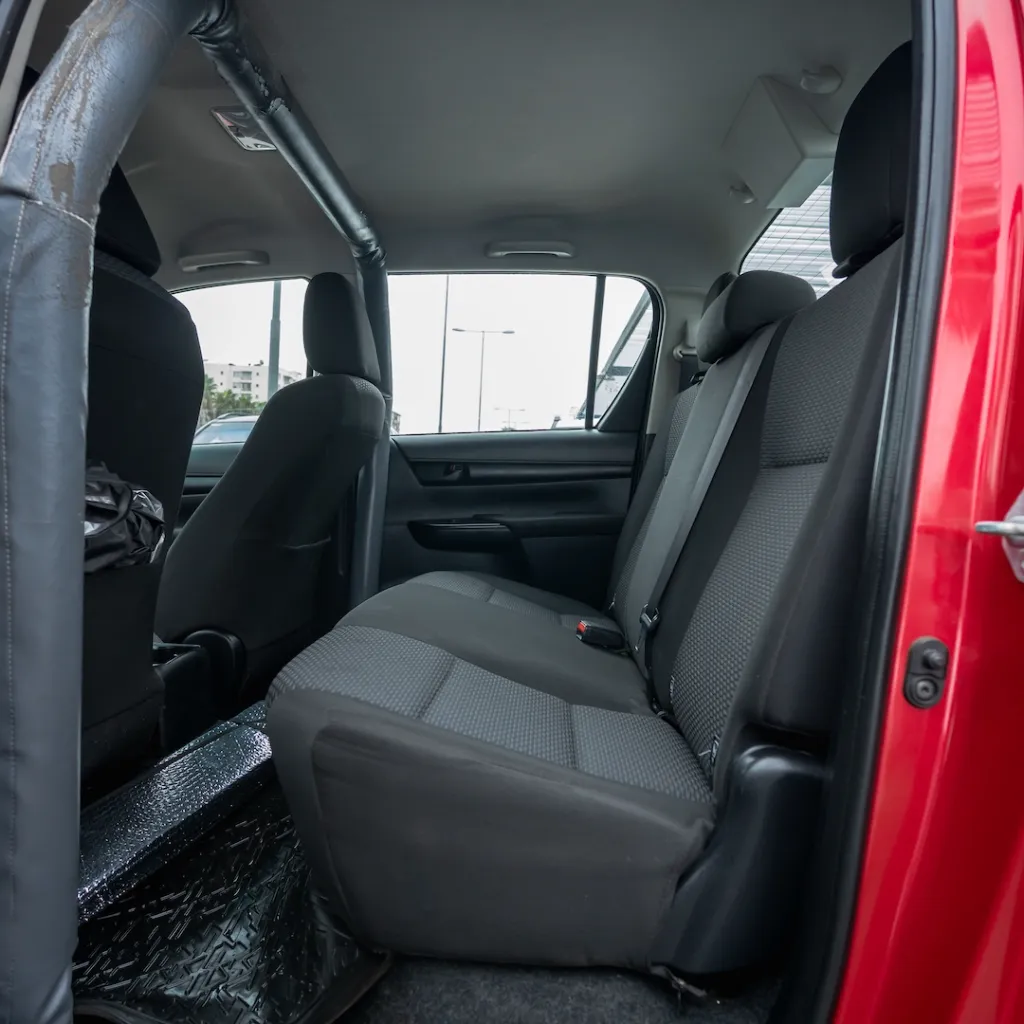 Toyota Hilux 2017 usada la serena newkar