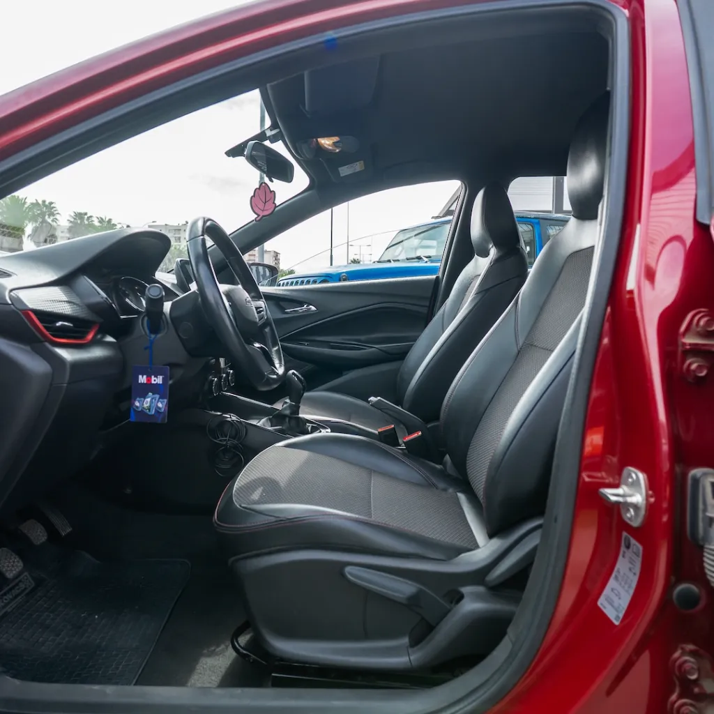 Chevrolet ONIX usado la serena newkar