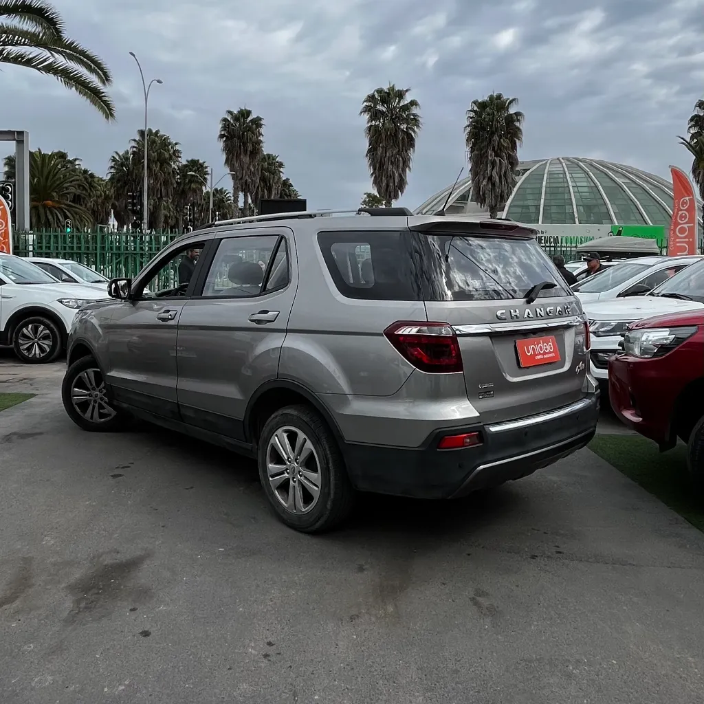 Changan CX70 2022 usada la serena newkar