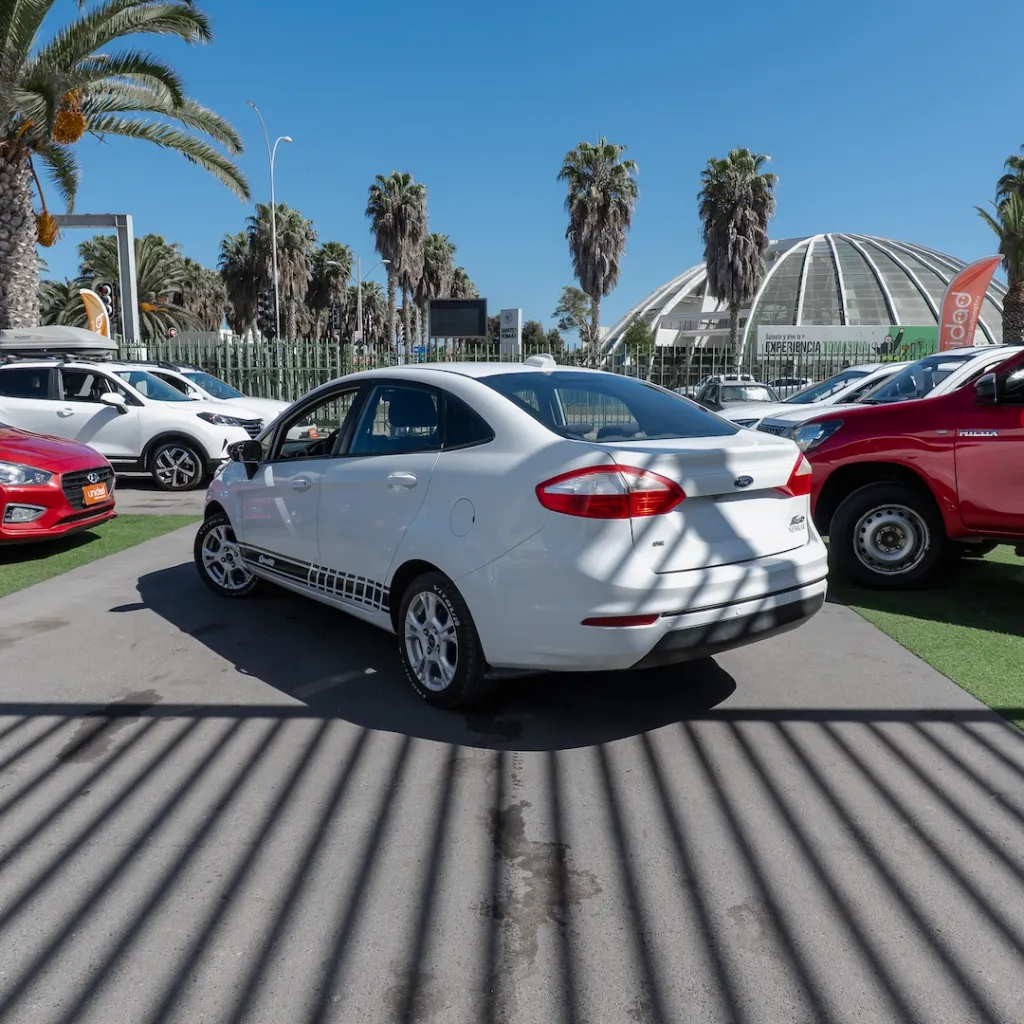 Ford Fiesta 2015 usado la serena newkar