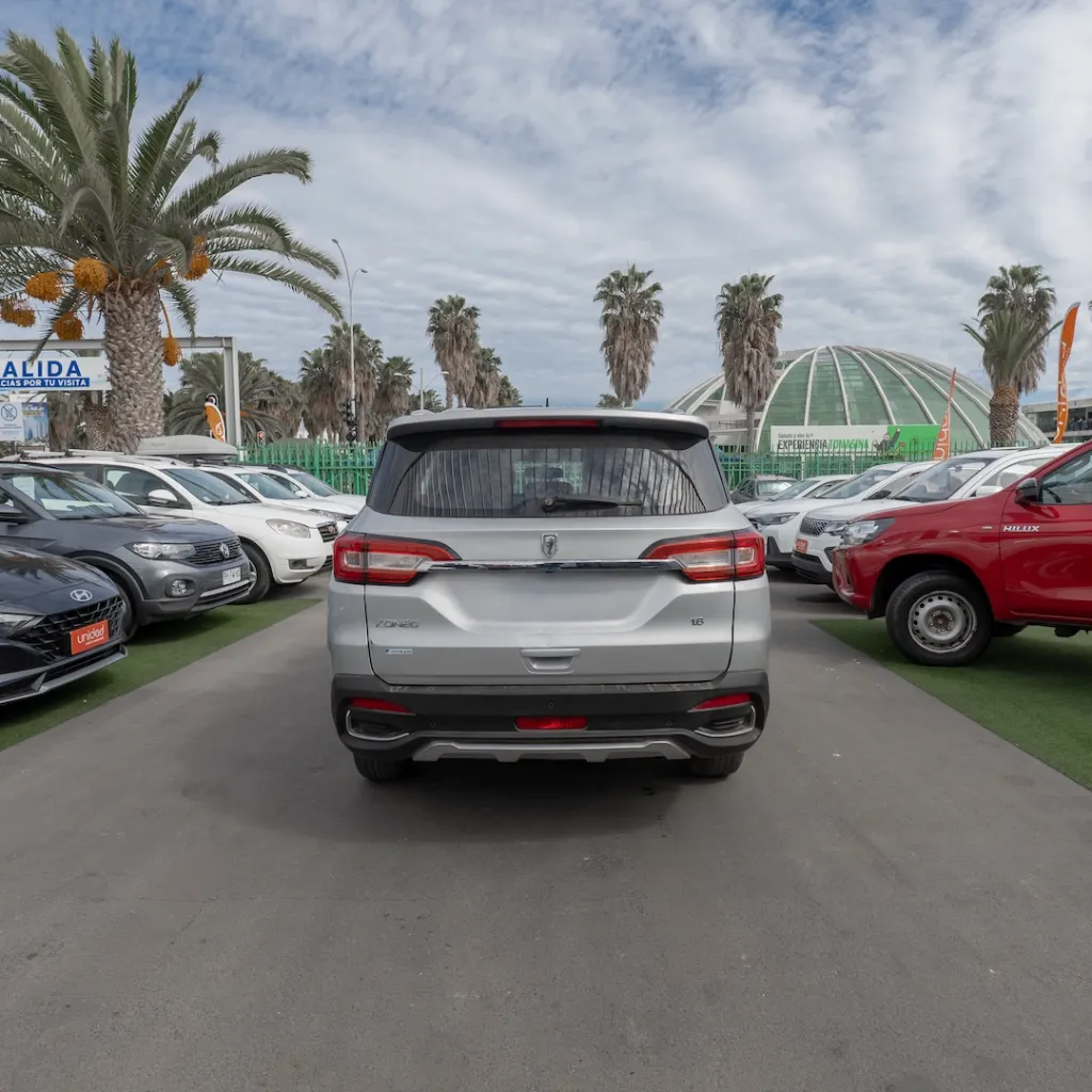 Brilliance Konec 2020 usado la serena newkar