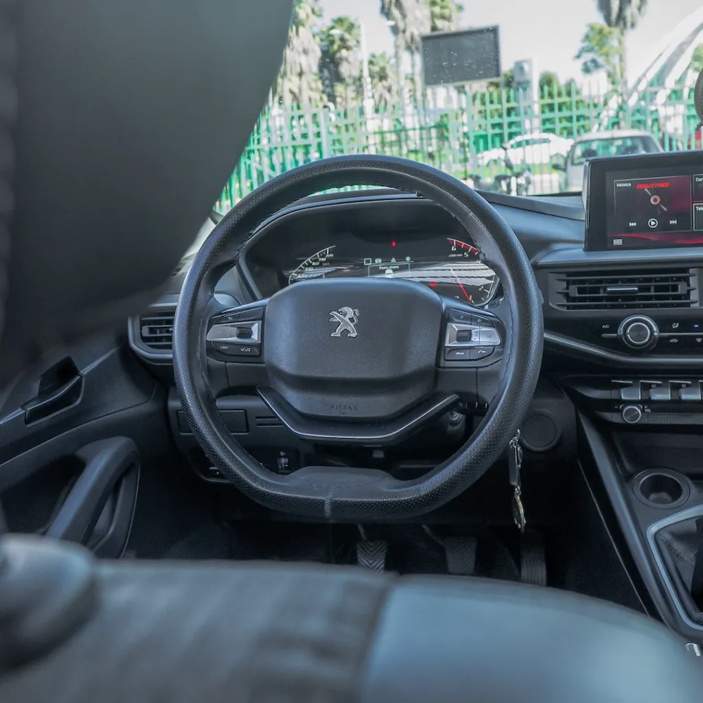 Peugeot Landtrek 2023 usado la serena newkar