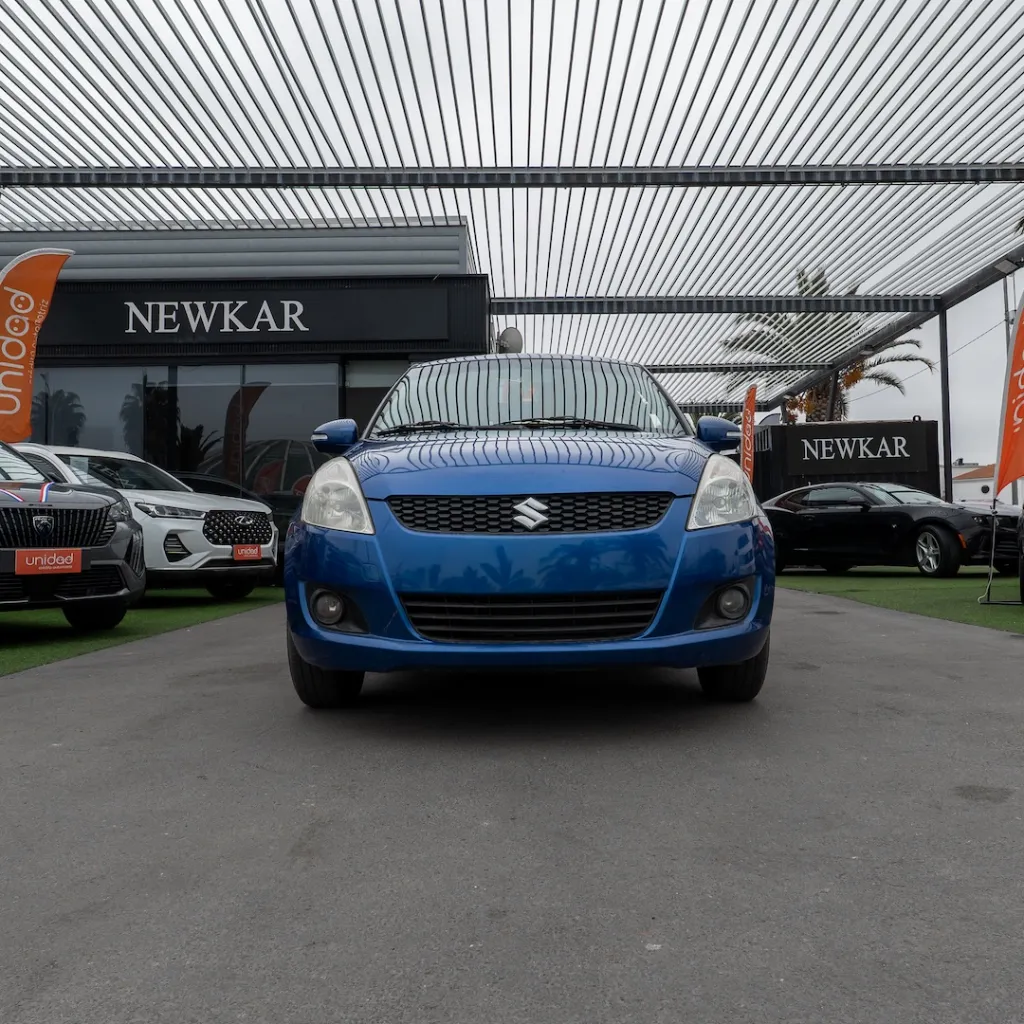 Suzuki Swift 2015 usado la serena newkar