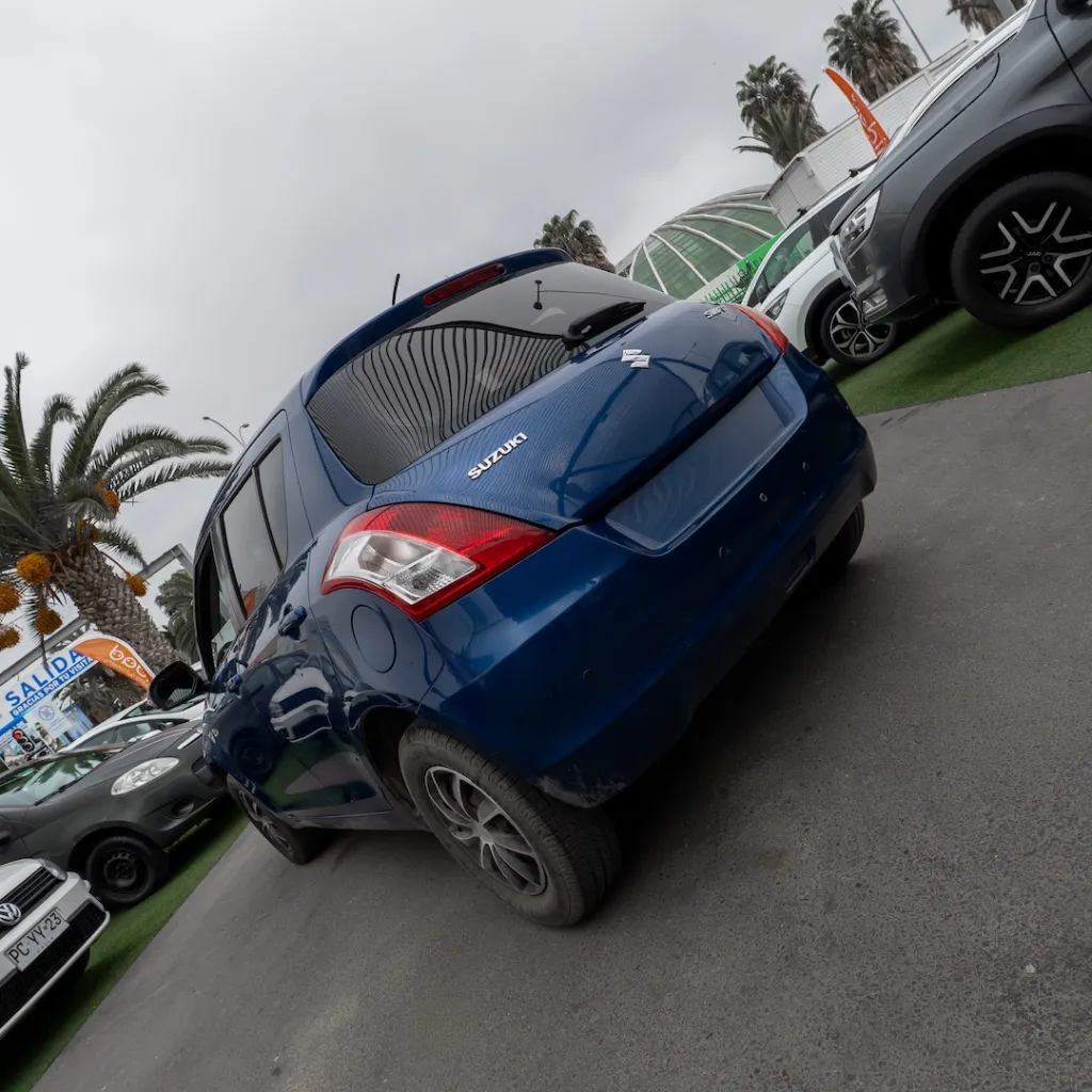 Suzuki Swift 2015 usado la serena newkar